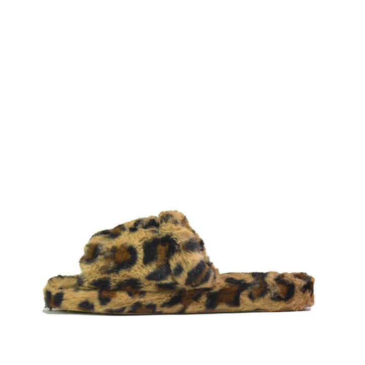 Super Fluffy Slippers Leopard